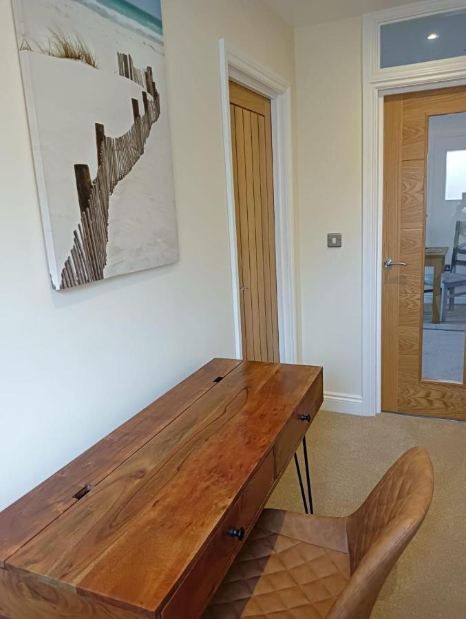 Barchester House Apartments Delux ソールズベリー エクステリア 写真